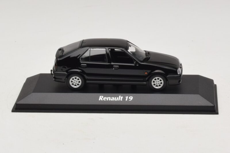Renault 19 Noir Maxichamps 1:43 940113701 Métal