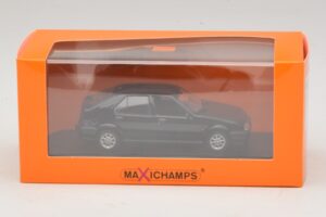 Renault 19 Noir Maxichamps 1:43 940113701 Métal — image 5 sur 5