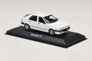 Renault 19 Blanc Maxichamps 1:43 940113700 Métal — image 3 sur 5