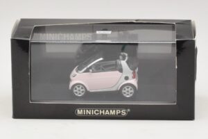 Smart Fortwo 450 Cabriolet Blanc Legally Blonde 2 Boîte de Remplacement Minichamps 1:43 402173900-R1 Métal — image 5 sur 5