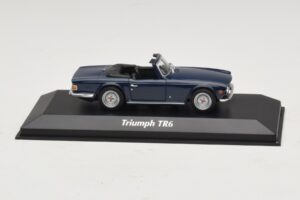 Triumph TR6 Bleu Foncé Maxichamps 1:43 940132570 Métal