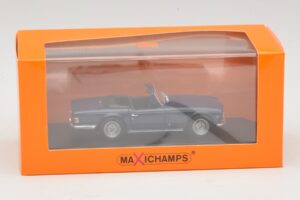 Triumph TR6 Bleu Foncé Maxichamps 1:43 940132570 Métal — image 5 sur 5