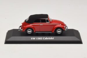 Volkswagen 1302 Cabriolet Rouge Maxichamps 1:43 940055031 Métal