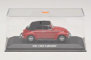 Volkswagen 1302 Cabriolet Rouge Maxichamps 1:43 940055031 Métal — image 4 sur 5
