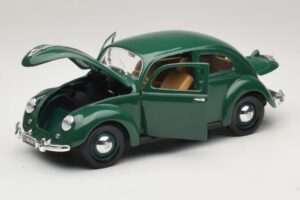 Volkswagen Coccinelle Vert Maisto 1:18 32820 Métal — image 2 sur 8