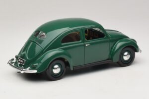 Volkswagen Coccinelle Vert Maisto 1:18 32820 Métal — image 3 sur 8
