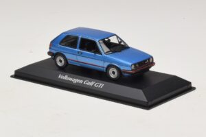 Volkswagen Golf GTI Mk2 Bleu Métallisé Maxichamps 1:43 940054120 Métal — image 3 sur 5