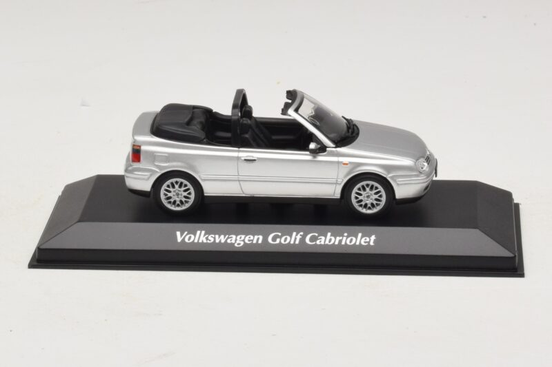 Volkswagen Golf Mk4 Cabriolet Argent Maxichamps 1:43 940058331 Métal