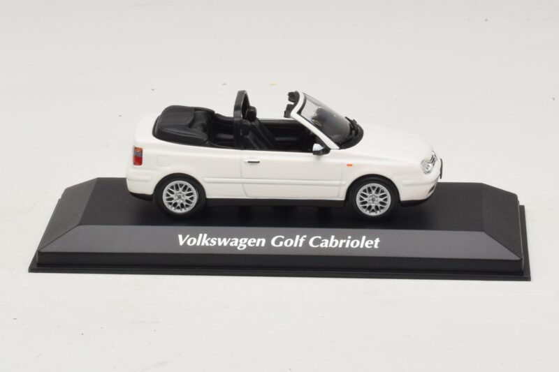 Volkswagen Golf Mk4 Cabriolet Blanc Maxichamps 1:43 940058330 Métal