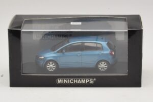 Volkswagen Golf Plus Mk5 Bleu Métallisé Boîte De Remplacement Minichamps 1:43 GOLF02-R1 Métal — image 5 sur 5