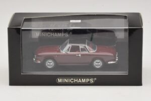 Volkswagen Karmann Ghia Rouge Avec Toit Noir Minichamps 1:43 GHIA002 Métal — image 5 sur 5