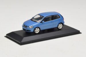 Volkswagen Polo 9N3 Bleu Minichamps 1:43 POLO001 Métal — image 2 sur 5