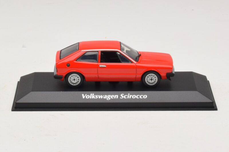 Volkswagen Scirocco Mk1 Rouge Maxichamps 1:43 940050422 Métal