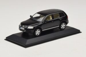 Volkswagen Touareg 7L Noir Minichamps 1:43 TOUAREG002 Métal — image 2 sur 5