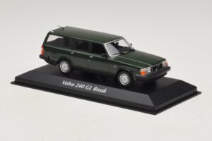 Volvo 240 GL Break Vert Foncé Maxichamps 1:43 940171411 Métal — image 3 sur 5